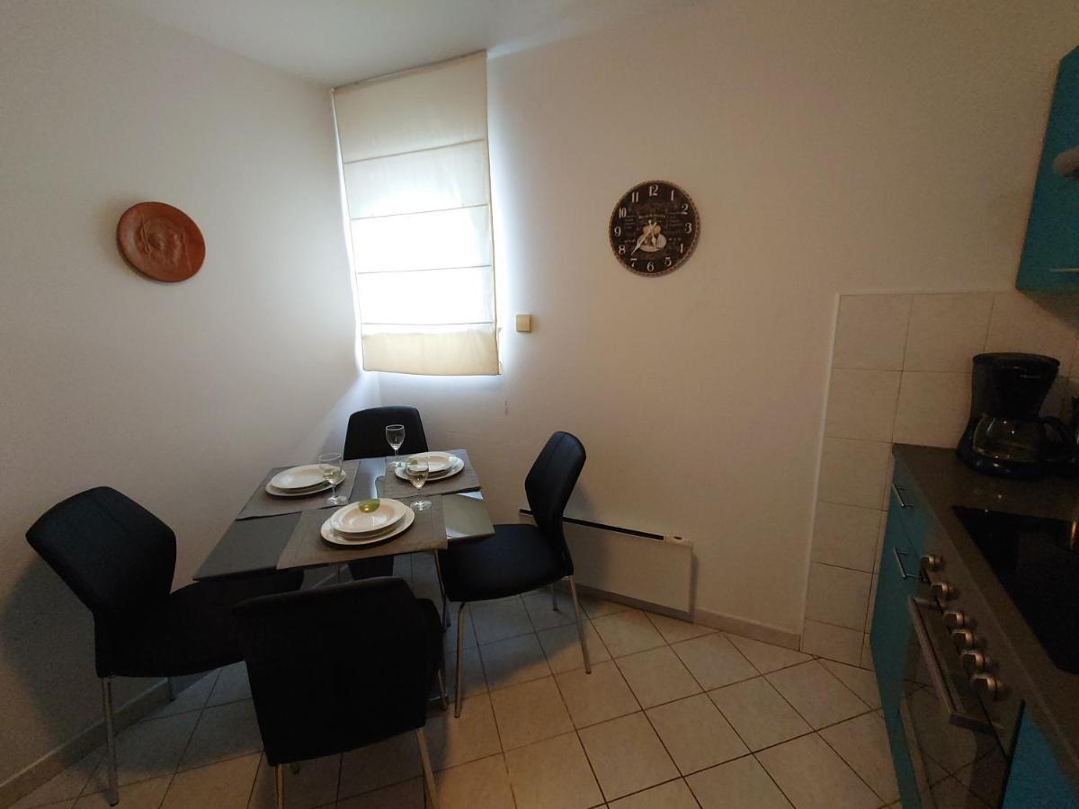 Apartmani Lea Jadranovo Exterior photo